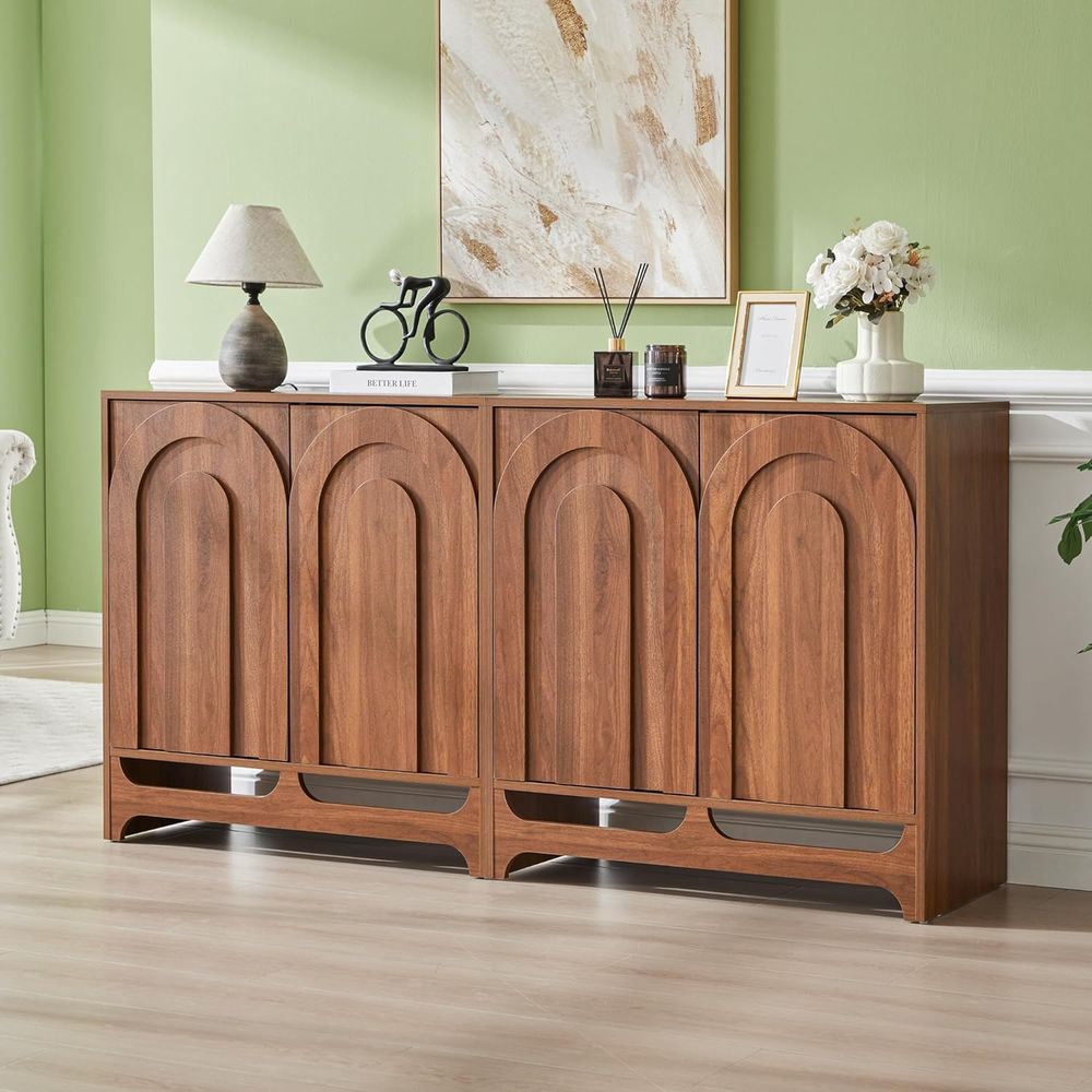 Coffee&Tea House Opinie - Vintage 20th-Century Arched Sideboard with Adjustable