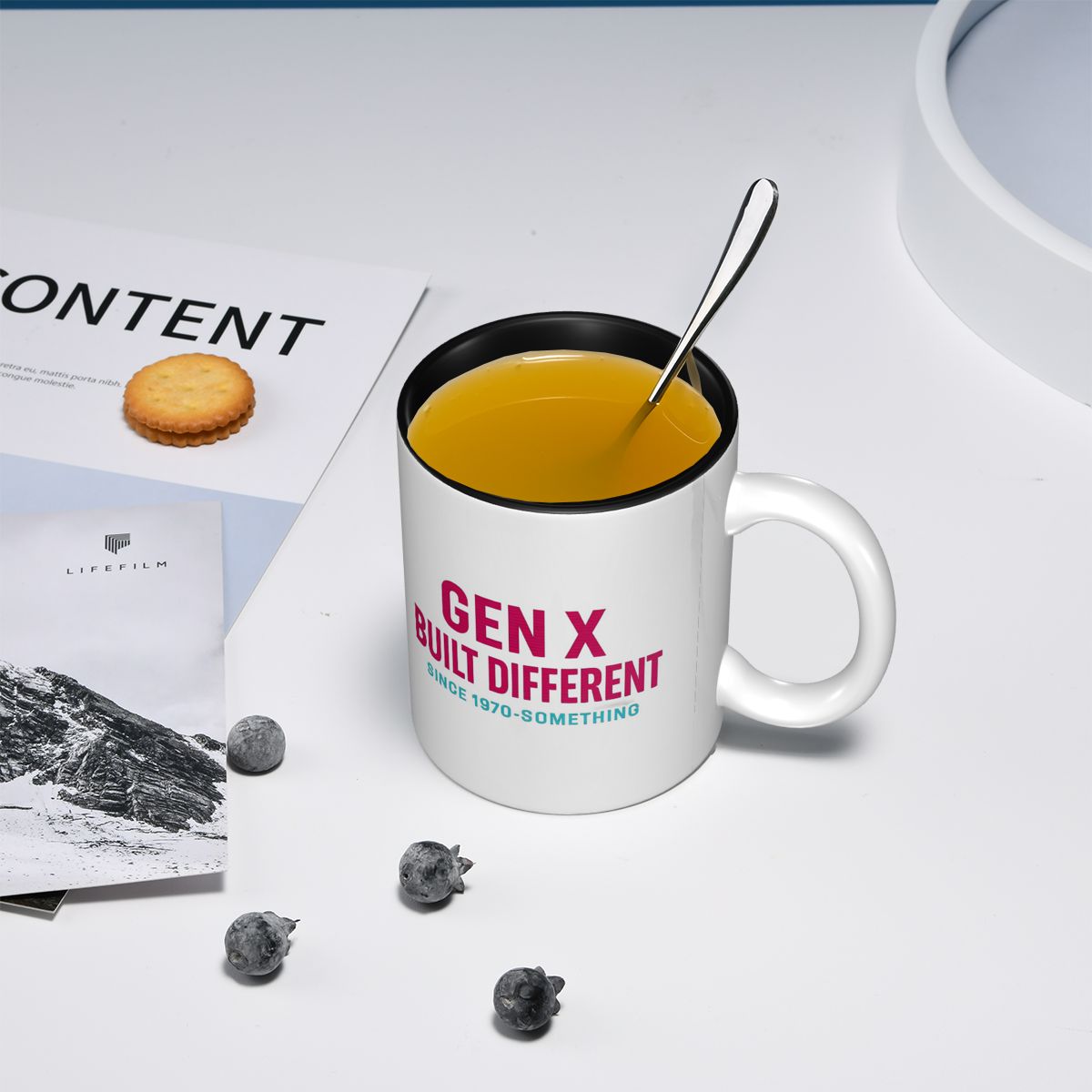 Gen X -Built Different Since 1 - Coffee Tea Difference reseña y precio